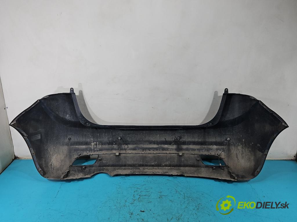 Kia Venga 1.4 16V 90 hp manual 66.2 kW 1396 cm3 5- nárazník zadní  (Klika dveří ostatní)