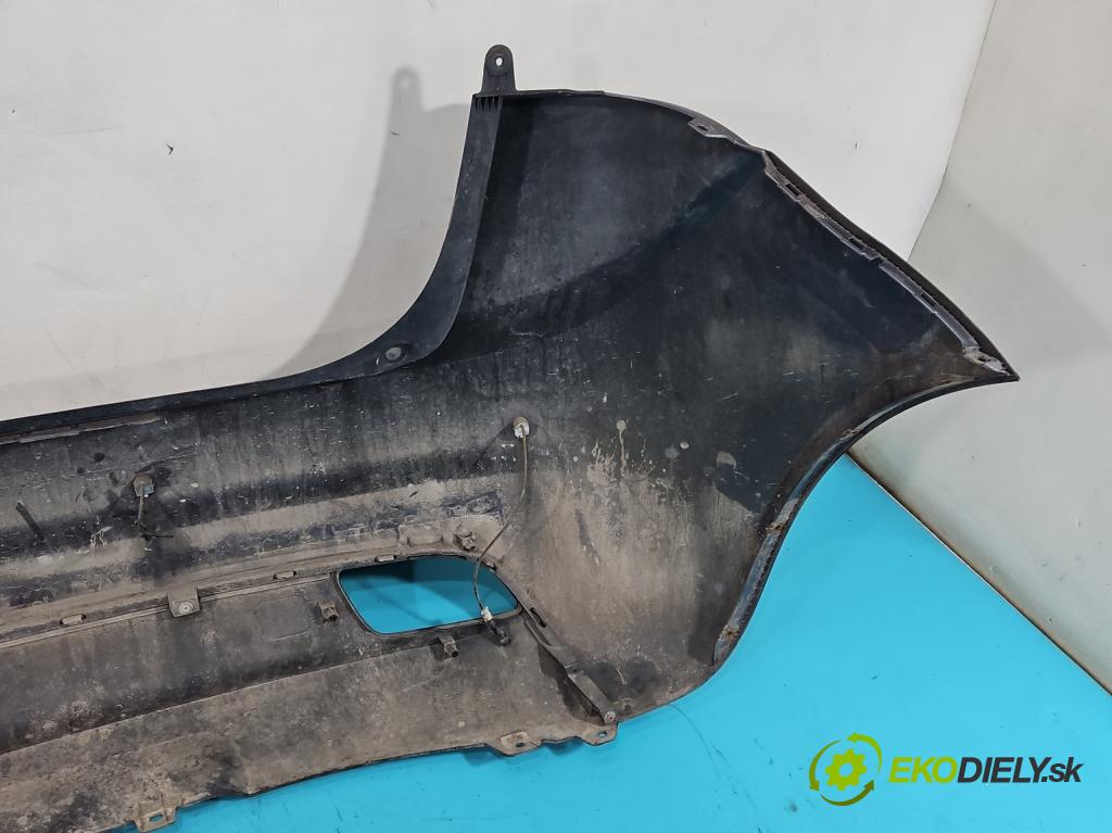 Kia Venga 1.4 16V 90 hp manual 66.2 kW 1396 cm3 5- nárazník zadní  (Klika dveří ostatní)