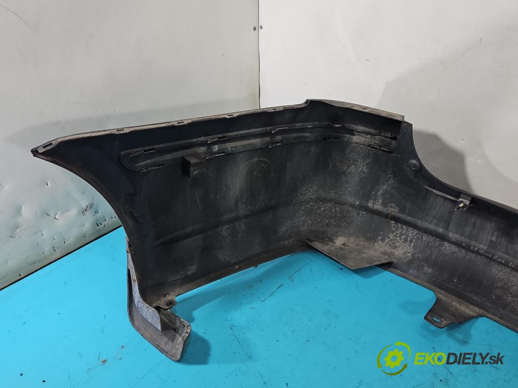 Toyota Avensis II T25 2003-2008 1.8 vvti 129 hp manual 95 kW 1794 cm3 5- nárazník zadní  (Klika dveří ostatní)