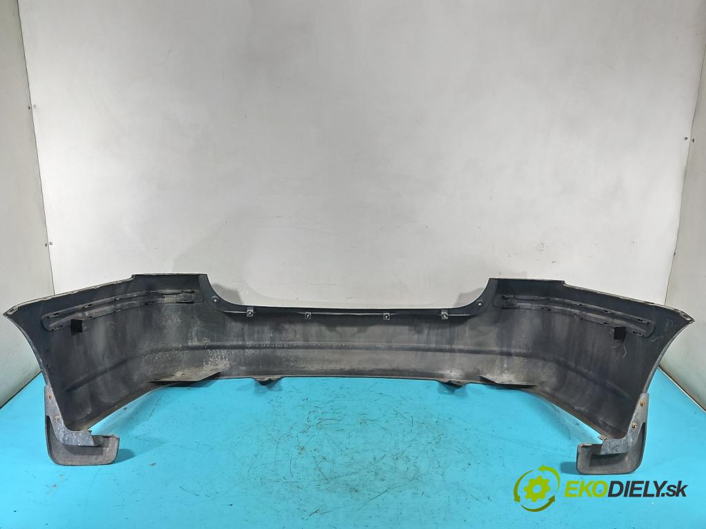 Toyota Avensis II T25 2003-2008 1.8 vvti 129 hp manual 95 kW 1794 cm3 5- nárazník zadní  (Klika dveří ostatní)