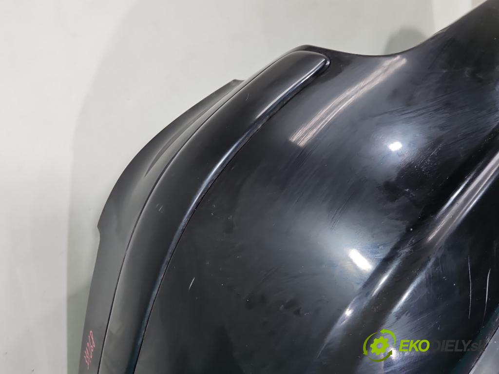 Toyota Avensis II T25 2003-2008 1.8 vvti 129 hp manual 95 kW 1794 cm3 5- nárazník zadní  (Klika dveří ostatní)