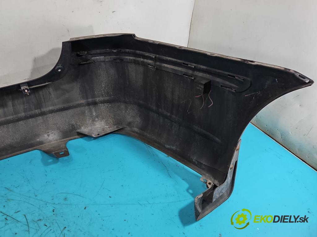 Toyota Avensis II T25 2003-2008 1.8 vvti 129 hp manual 95 kW 1794 cm3 5- nárazník zadní  (Klika dveří ostatní)