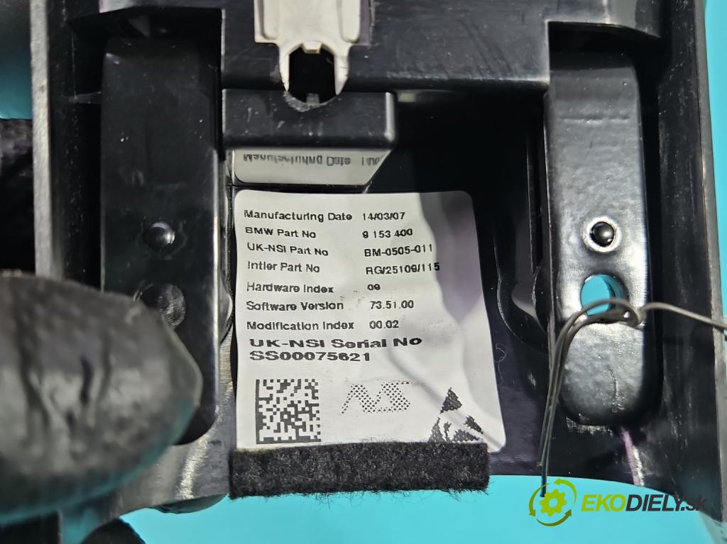 Mini One II 2006-2013 1.6 16V 120 hp manual 88 kW 1598 cm3 3- Přístrojová deska 9153400 (Přístrojová deska)