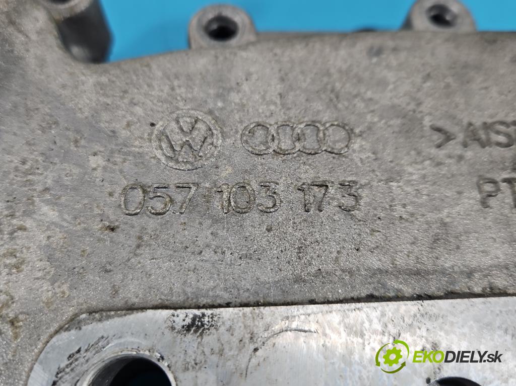 Audi Q7 2005-2015 4.2 TDI 326KM automatic 240 kW 4134 cm3 5- obal načasovanie 057103173 (Kryt motora)