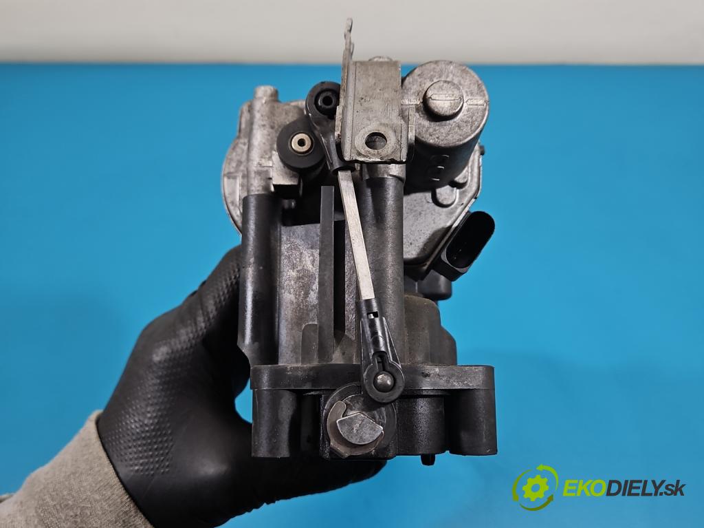 Audi Q7 2005-2015 4.2 TDI 326KM automatic 240 kW 4134 cm3 5- zvod nasávací 057129711T (Sacie potrubie)