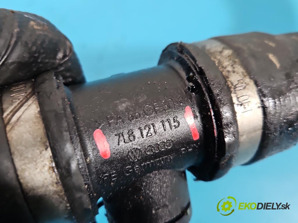 Audi Q7 2005-2015 4.2 TDI 326KM automatic 240 kW 4134 cm3 5- rúrka systému chladenia 7L8121115