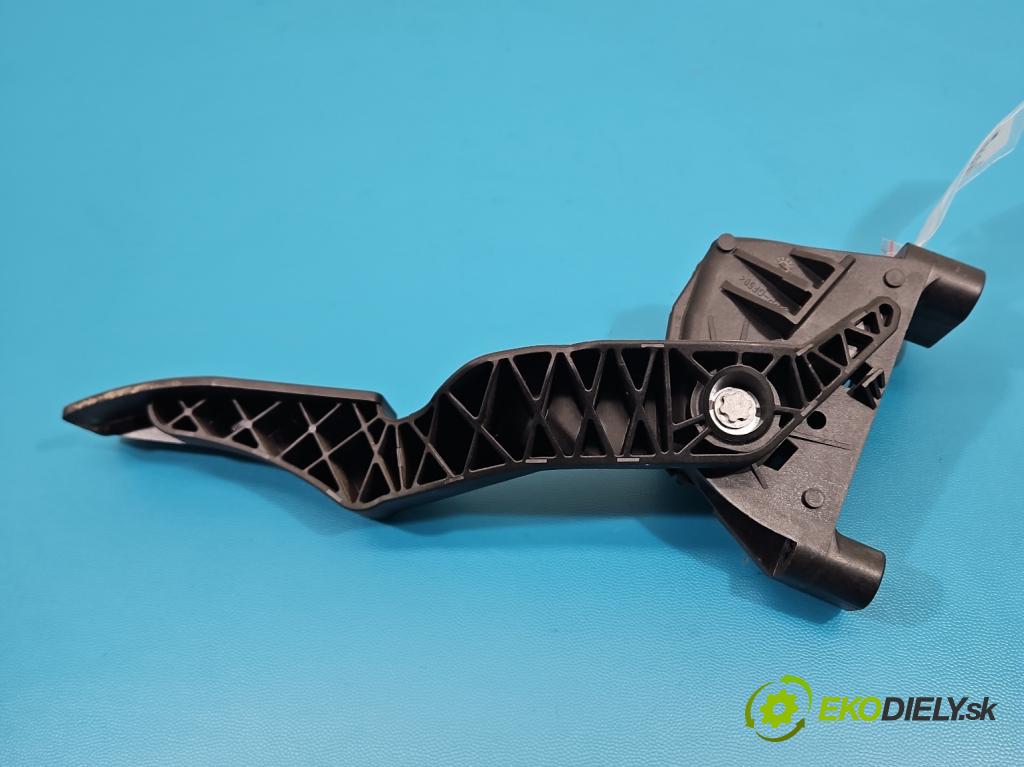 Opel Zafira B 2005-2014 1.7 cdti 125 hp manual 92 kW 1686 cm3 5- pedal plyn: potenciometr: 9202341