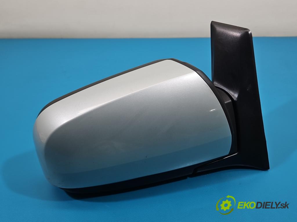 Opel Zafira B 2005-2014 1.7 cdti 125 HP manual 92 kW 1686 cm3 5- zrkadlo pravé 13312842 (Kľučka dverí ostatné)