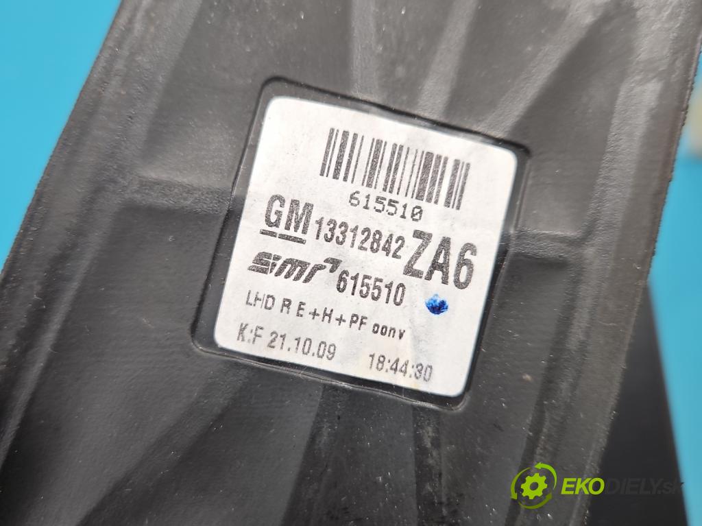 Opel Zafira B 2005-2014 1.7 cdti 125 HP manual 92 kW 1686 cm3 5- zrkadlo pravé 13312842 (Kľučka dverí ostatné)