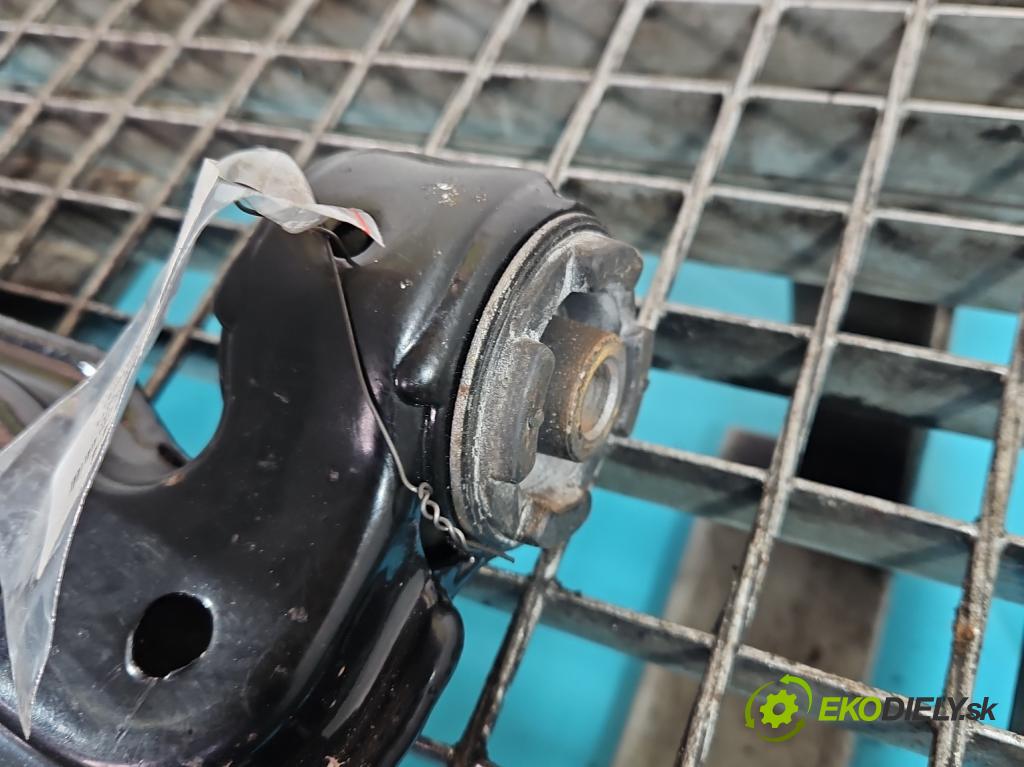 Opel Zafira B 2005-2014 1.7 cdti 125 hp manual 92 kW 1686 cm3 5- přední levý  (Klika dveří ostatní)