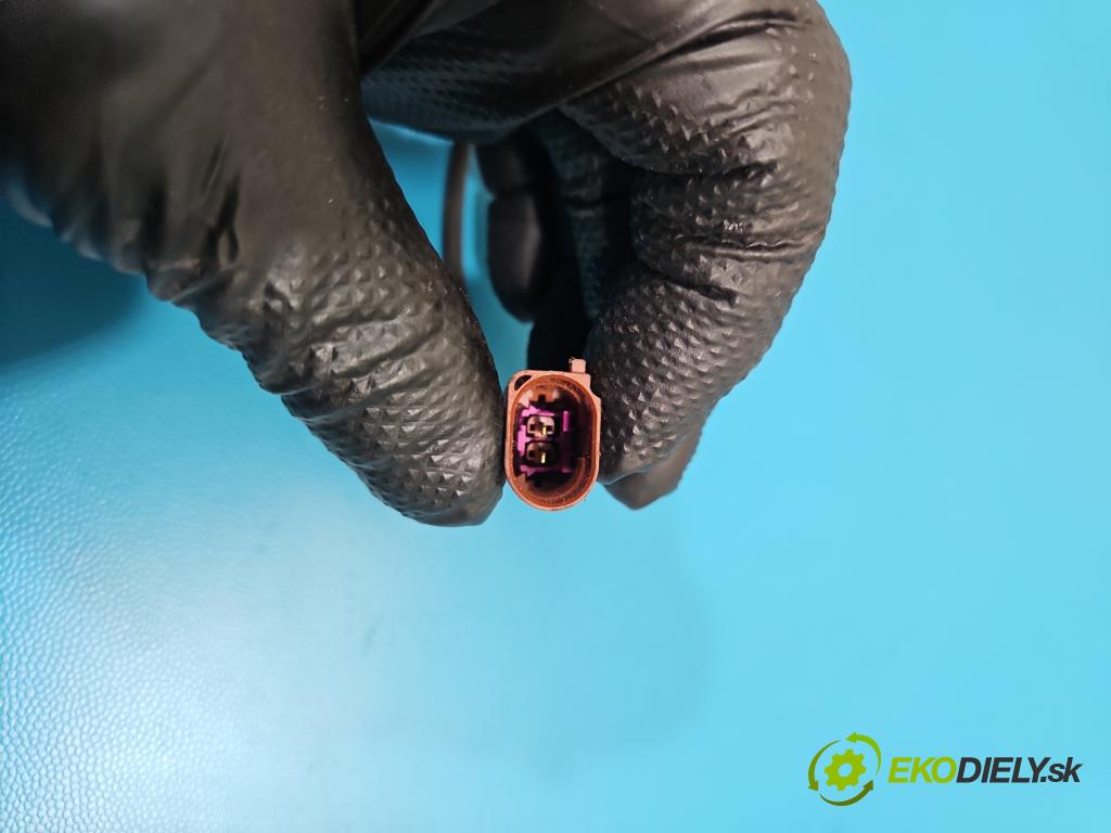 Audi Q7 2005-2015 4.2 TDI 326KM automatic 240 kW 4134 cm3 5- snímač teploty: výfukové 057906088M (Snímač)