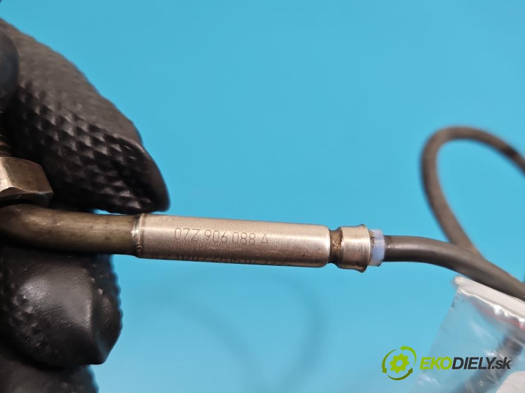 Audi Q7 2005-2015 4.2 TDI 326KM automatic 240 kW 4134 cm3 5- snímač teploty: výfukové 07Z906088A (Snímač)