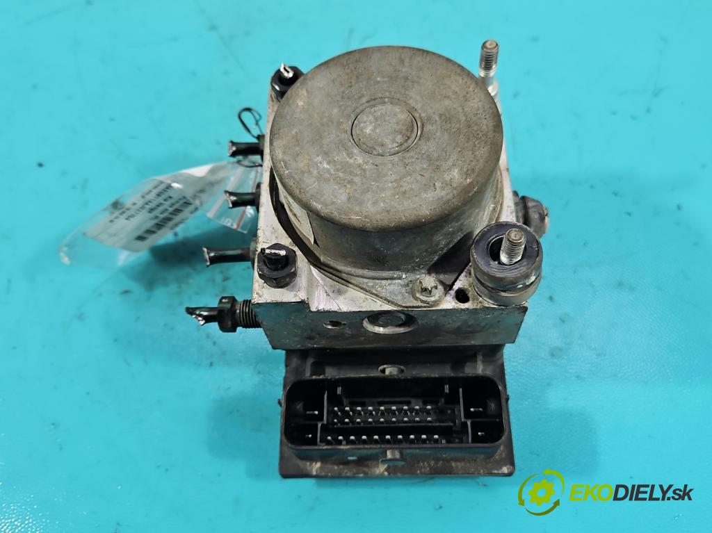 Kia Venga 1.4 16V 90 HP manual 66.2 kW 1396 cm3 5- čerpadlo abs 0265800893 (Pumpa ABS)