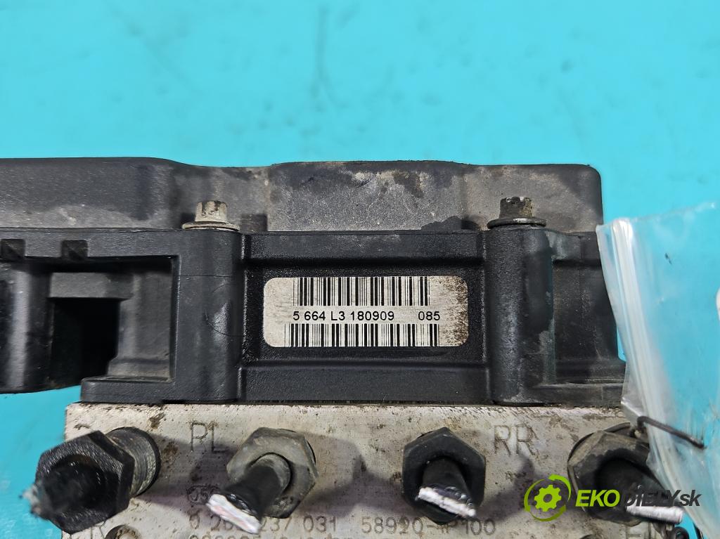 Kia Venga 1.4 16V 90 HP manual 66.2 kW 1396 cm3 5- čerpadlo abs 0265800893 (Pumpa ABS)