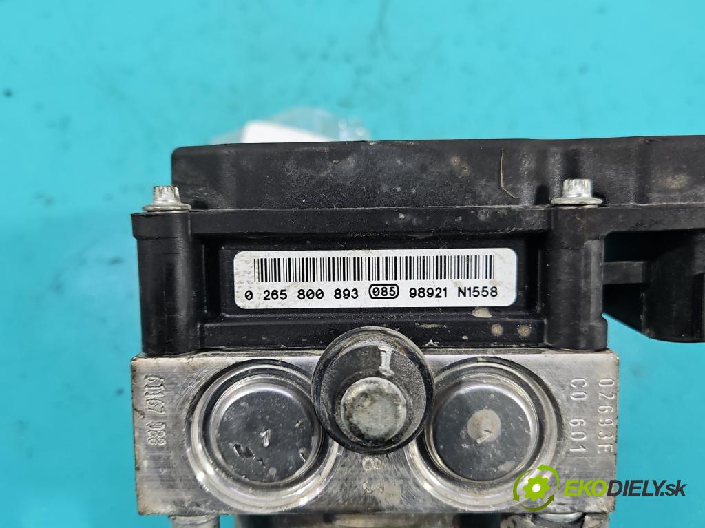 Kia Venga 1.4 16V 90 HP manual 66.2 kW 1396 cm3 5- čerpadlo abs 0265800893 (Pumpa ABS)