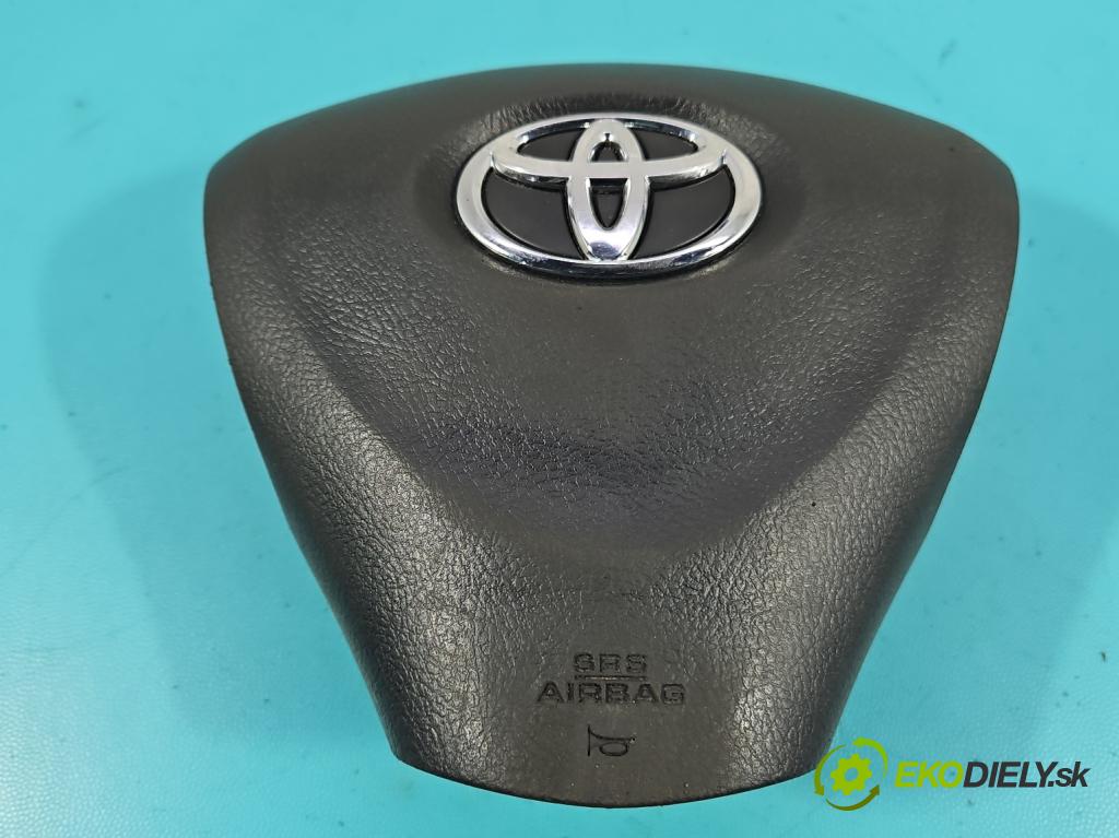Toyota Auris I 2006-2013 2.0 D4D 126 hp manual 93 kW 1998 cm3 5- volant  (Volant)