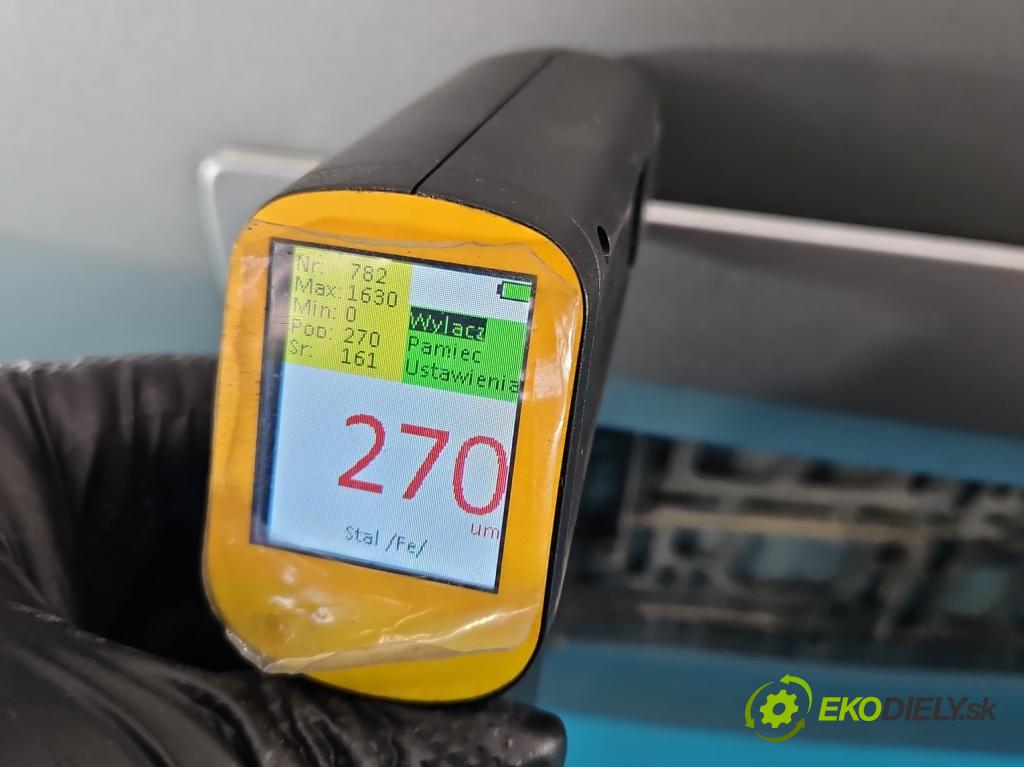 Toyota Auris I 2006-2013 2.0 D4D 126 hp manual 93 kW 1998 cm3 5- zadní kufrové dveře  (Zadní kapota (kufr))