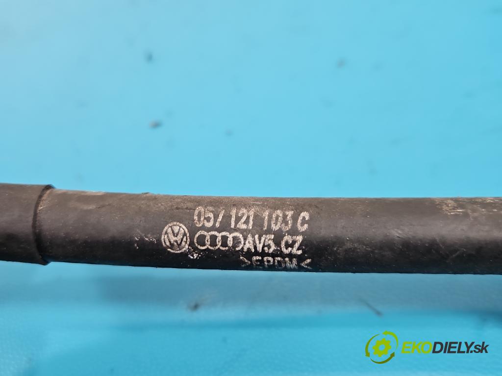 Audi Q7 2005-2015 4.2 TDI 326KM automatic 240 kW 4134 cm3 5- rúrka systému chladenia 057121103C