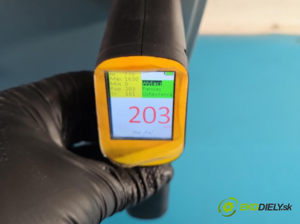 Toyota Auris I 2006-2013 2.0 D4D 126 HP manual 93 kW 1998 cm3 5- dvere zadné pravé  (Kľučka dverí ostatné)