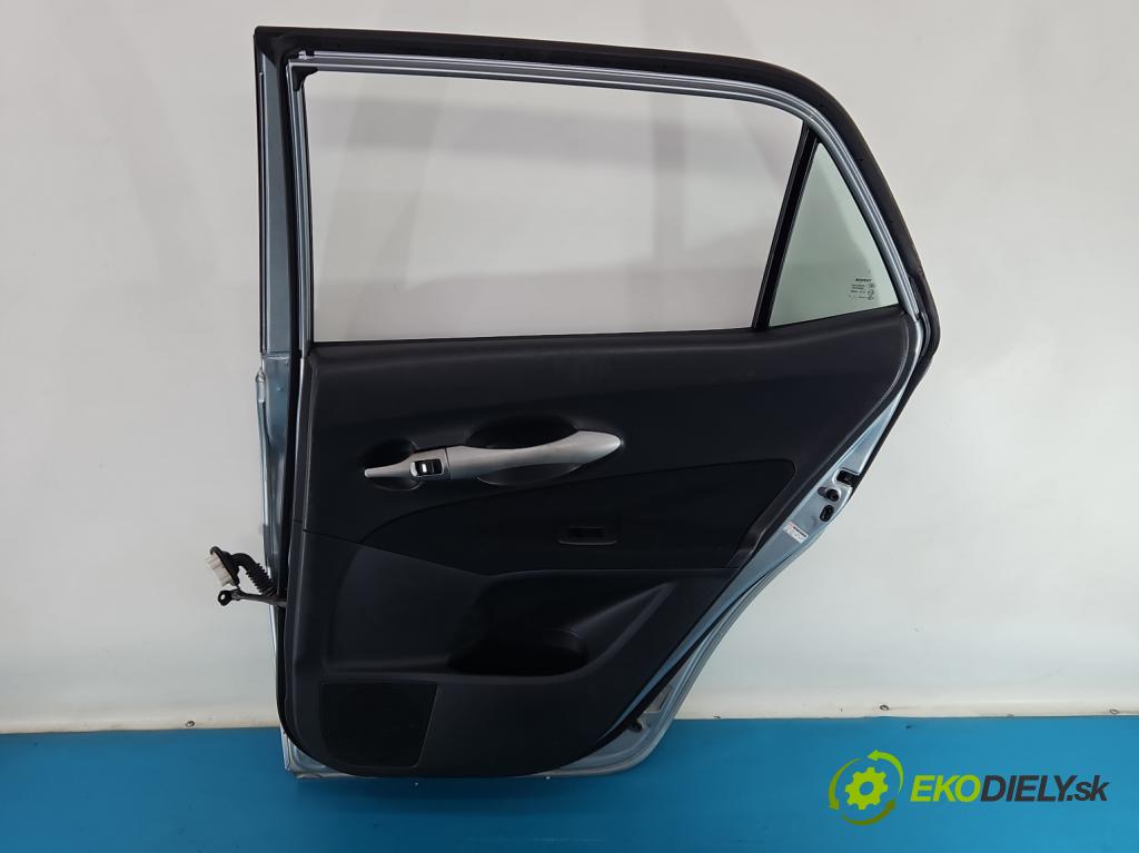 Toyota Auris I 2006-2013 2.0 D4D 126 HP manual 93 kW 1998 cm3 5- dvere zadné pravé  (Kľučka dverí ostatné)