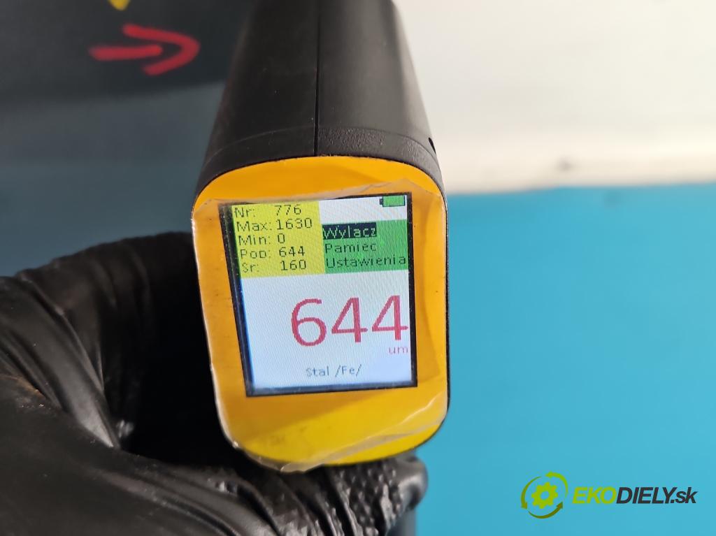 Toyota Auris I 2006-2013 2.0 D4D 126 HP manual 93 kW 1998 cm3 5- dvere zadné pravé  (Kľučka dverí ostatné)