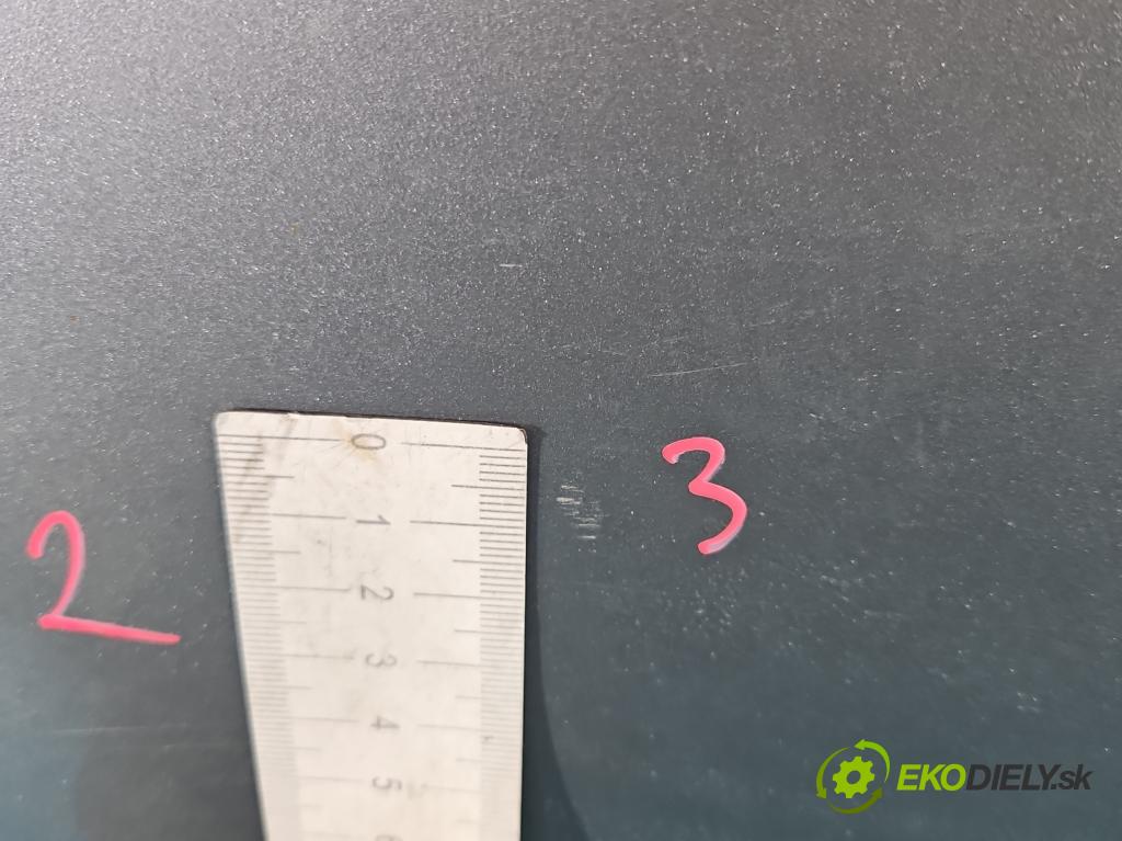 Toyota Auris I 2006-2013 2.0 D4D 126 HP manual 93 kW 1998 cm3 5- dvere zadné pravé  (Kľučka dverí ostatné)