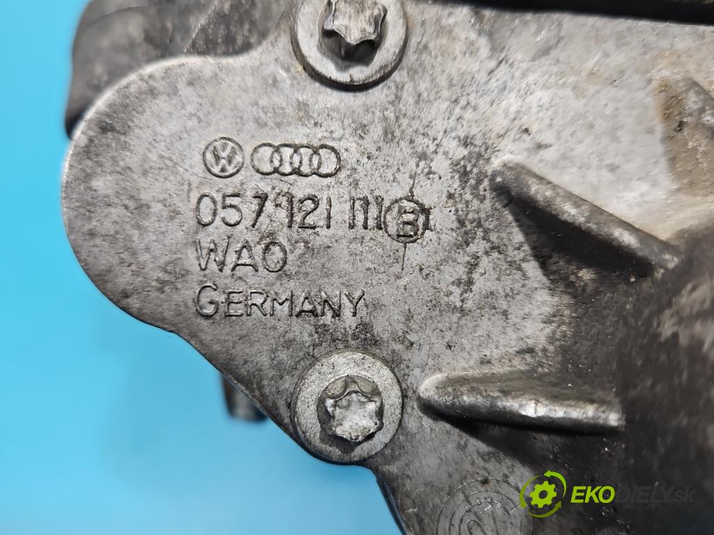 Audi Q7 2005-2015 4.2 TDI 326KM automatic 240 kW 4134 cm3 5- čerpadlo vody 057121111B (Vodní pumpa)