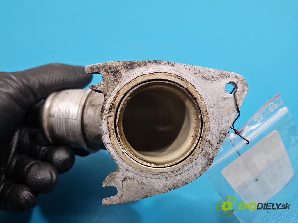 Audi Q7 2005-2015 4.2 TDI 326KM automatic 240 kW 4134 cm3 5- Trubka: 057145958N