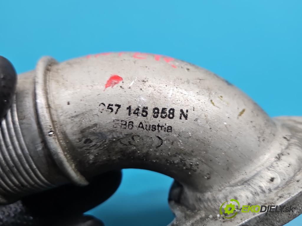 Audi Q7 2005-2015 4.2 TDI 326KM automatic 240 kW 4134 cm3 5- Trubka: 057145958N