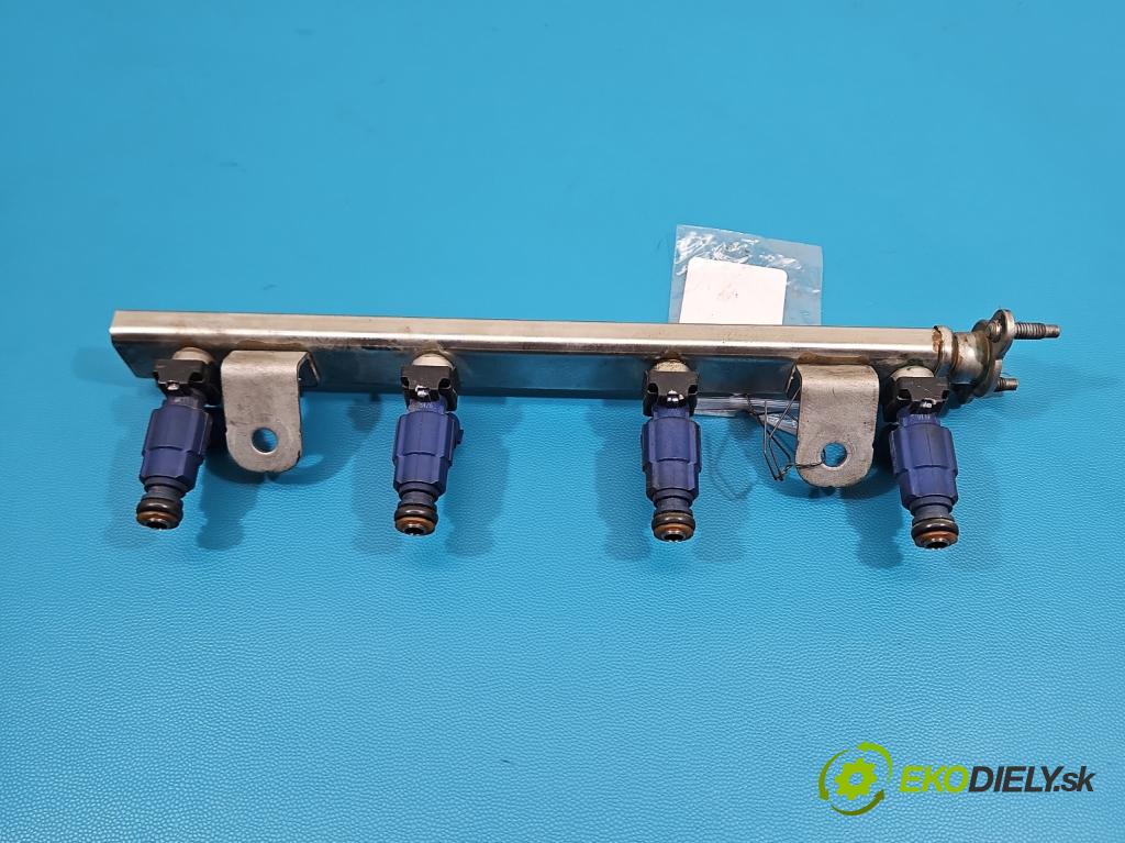 Kia Venga 1.4 16V 90 hp manual 66.2 kW 1396 cm3 5- vstřikovač 35310-2B000 (Vstřikovač paliva)