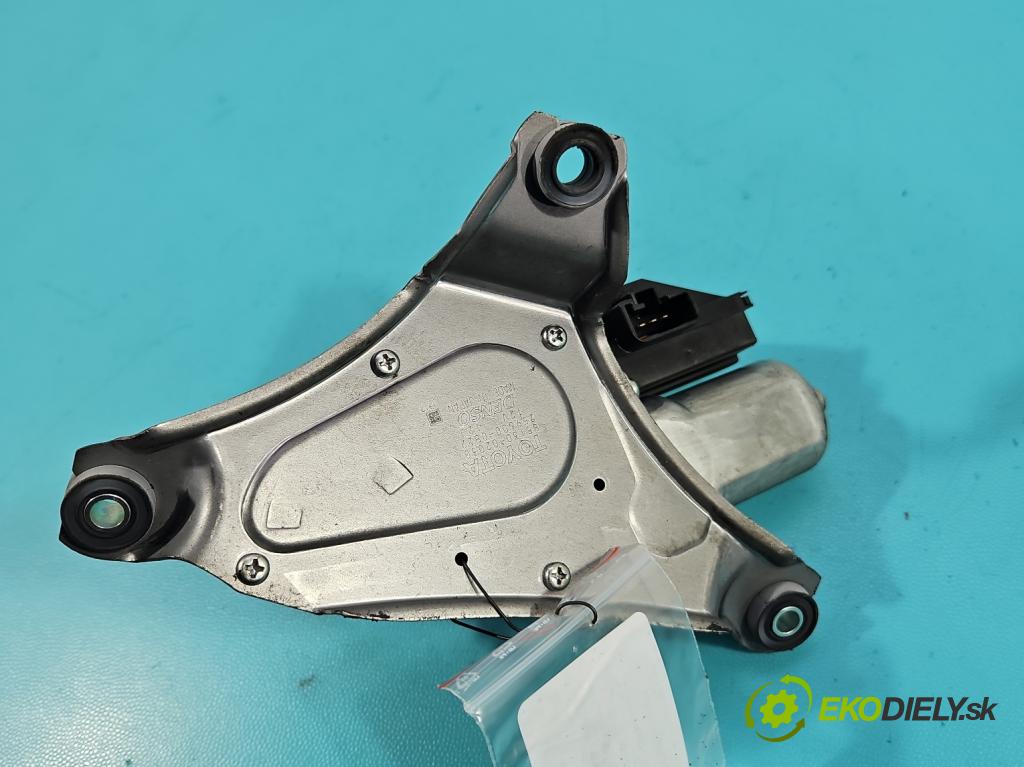 Toyota Auris I 2006-2013 2.0 D4D 126 hp manual 93 kW 1998 cm3 5- motor stěrače zadní 85130-02030