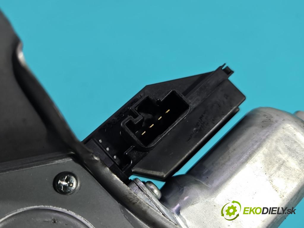 Toyota Auris I 2006-2013 2.0 D4D 126 hp manual 93 kW 1998 cm3 5- motor stěrače zadní 85130-02030