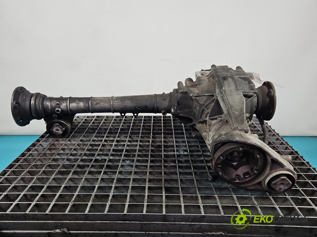 Audi Q7 2005-2015 4.2 TDI 326KM automatic 240 kW 4134 cm3 5- Most: predný KGB