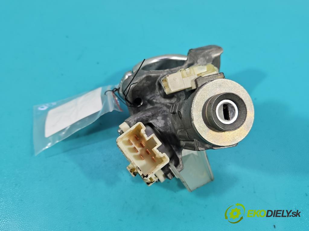 Toyota Auris I 2006-2013 2.0 D4D 126 HP manual 93 kW 1998 cm3 5- Spínačka 45020-0204 (Spínacia skrinka)