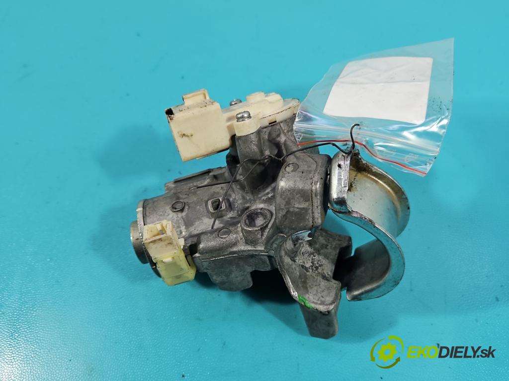 Toyota Auris I 2006-2013 2.0 D4D 126 HP manual 93 kW 1998 cm3 5- Spínačka 45020-0204 (Spínacia skrinka)