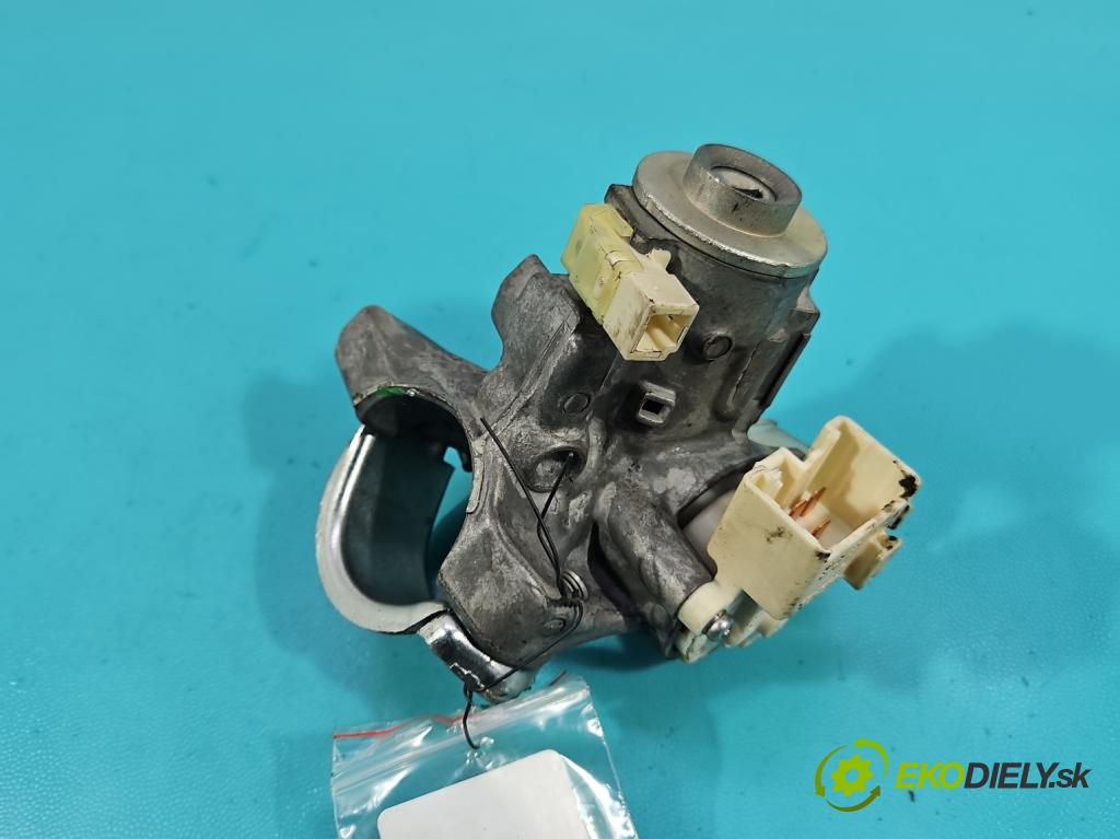 Toyota Auris I 2006-2013 2.0 D4D 126 HP manual 93 kW 1998 cm3 5- Spínačka 45020-0204 (Spínacia skrinka)