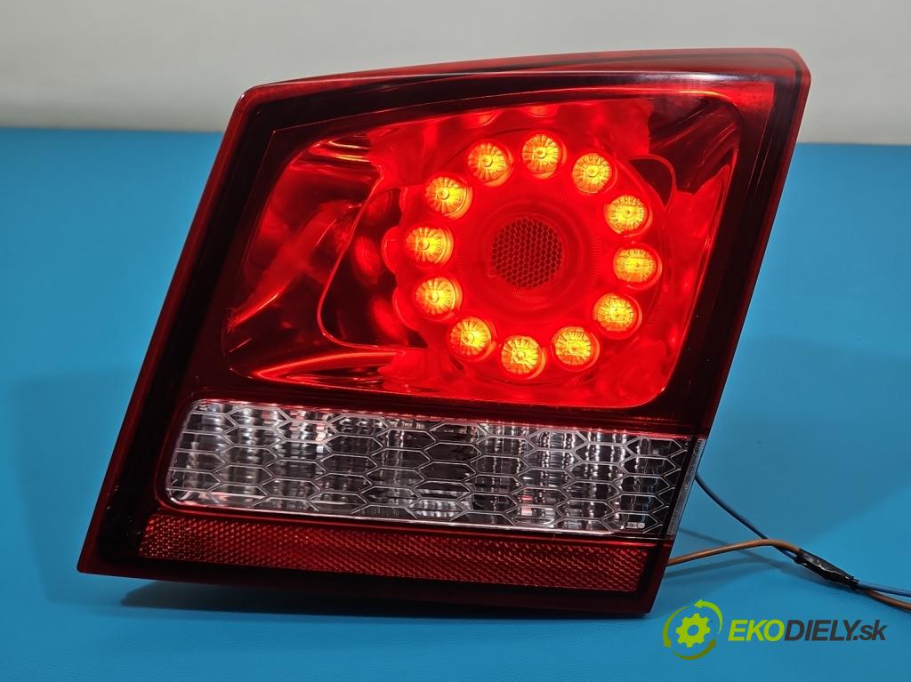 Fiat Freemont 2.0 jtd 170 hp automatic 125 kW 1956 cm3 5- světlo zadní pravé 68078516AE (Klika dveří ostatní)