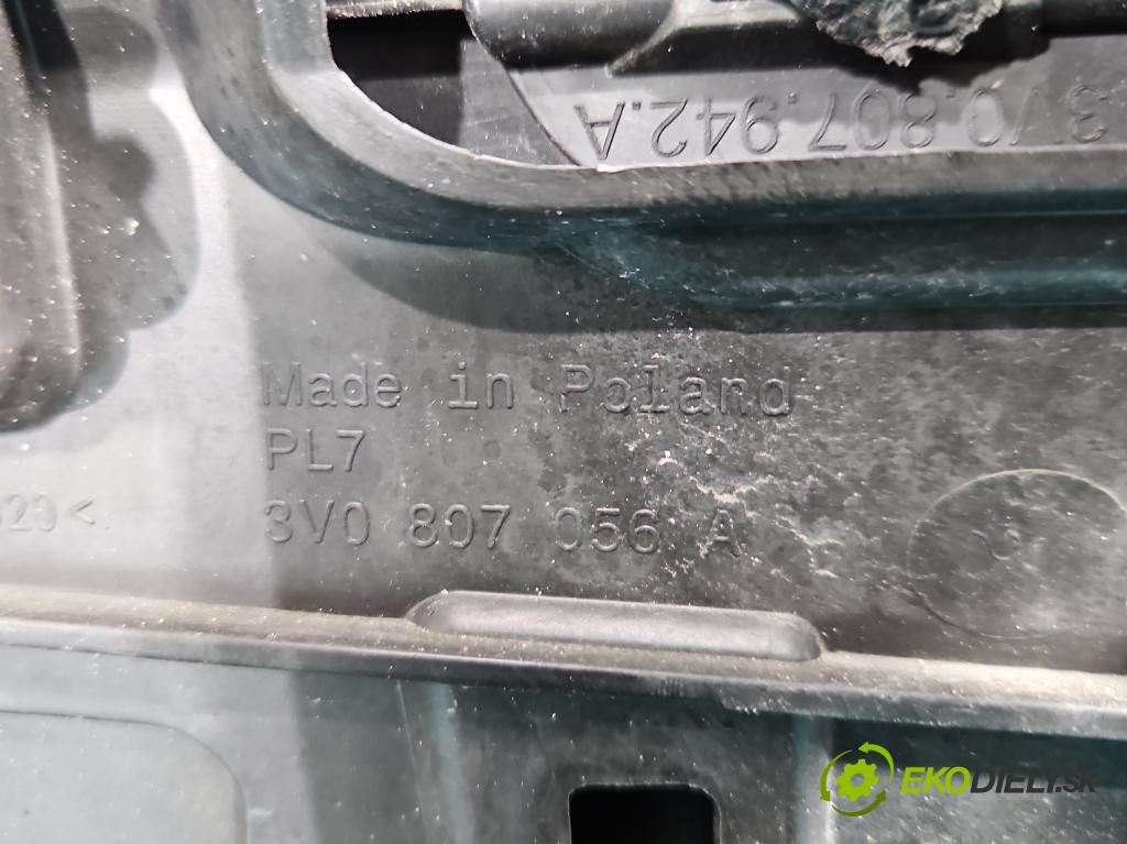 Skoda Superb III 2015-2024 2.0 tdi 150 hp automatic 110 kW 1968 cm3 5- nárazník přední  (Klika dveří ostatní)