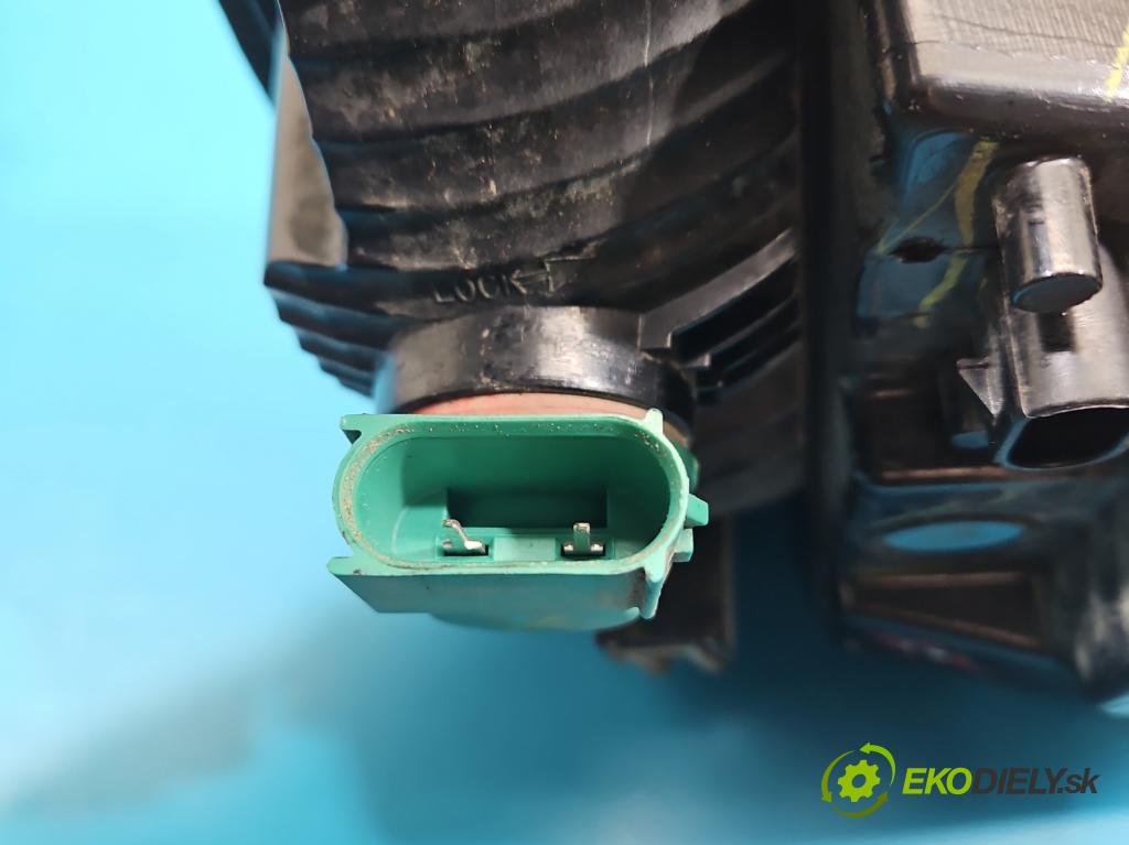 Fiat Freemont 2.0 jtd 170 HP automatic 125 kW 1956 cm3 5- svetlo / reflektor zadné ľavé 68078517AE (Kľučka dverí ostatné)