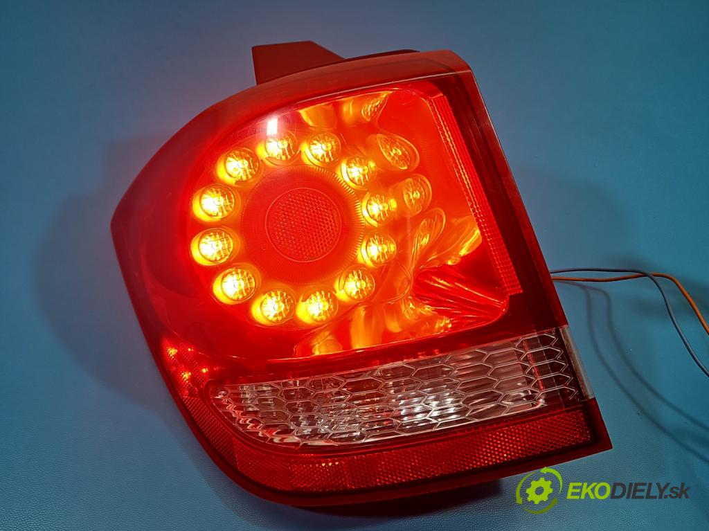 Fiat Freemont 2.0 jtd 170 HP automatic 125 kW 1956 cm3 5- svetlo / reflektor zadné ľavé 68078481AD (Kľučka dverí ostatné)