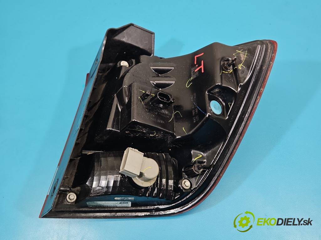 Fiat Freemont 2.0 jtd 170 HP automatic 125 kW 1956 cm3 5- svetlo / reflektor zadné ľavé 68078481AD (Kľučka dverí ostatné)