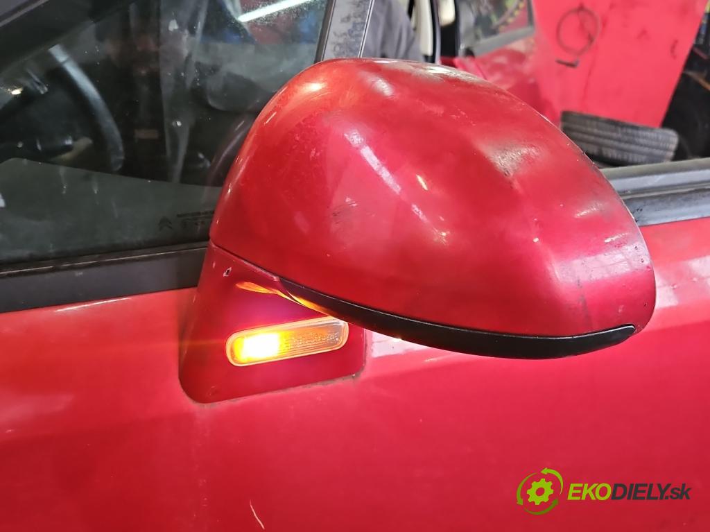 Citroen C4 I 2004-2011 2.0 16V 177 HP manual 130 kW 1997 cm3 3- zrkadlo ľavé  (Kľučka dverí ostatné)
