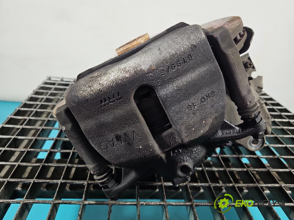 Skoda Superb III 2015-2024 2.0 tdi 150 HP automatic 110 kW 1968 cm3 5- brzdič predné pravý  (Kľučka dverí ostatné)