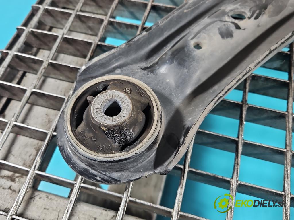 Skoda Superb III 2015-2024 2.0 tdi 150 HP automatic 110 kW 1968 cm3 5- predné ľavý  (Kľučka dverí ostatné)