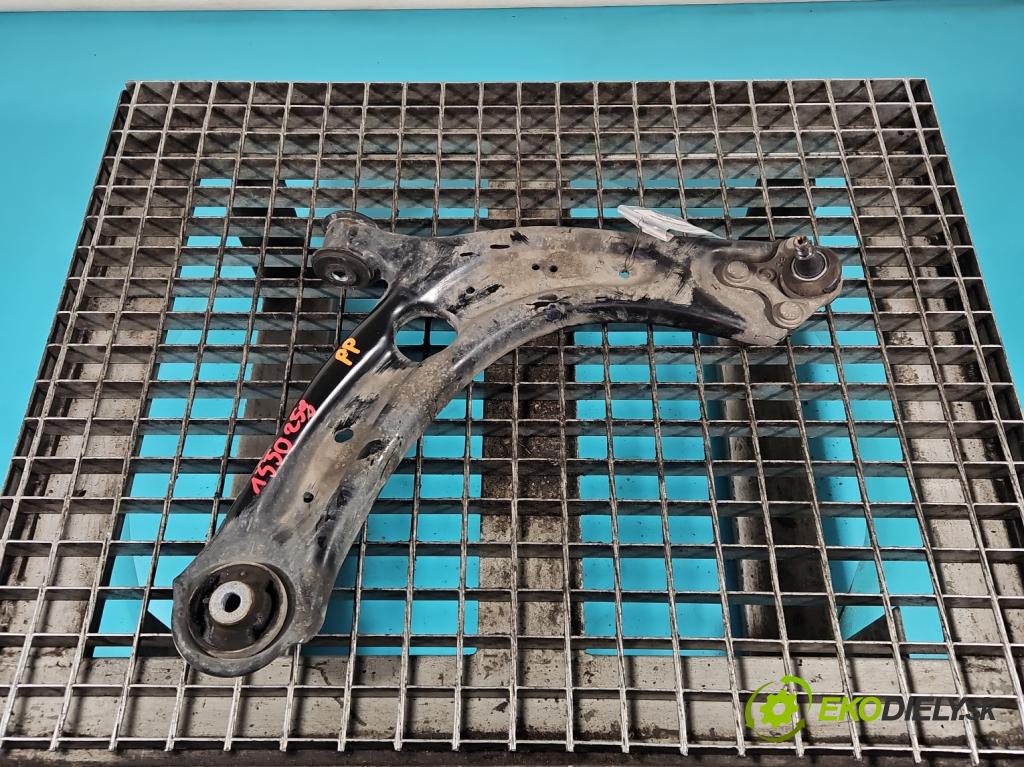 Skoda Superb III 2015-2024 2.0 tdi 150 HP automatic 110 kW 1968 cm3 5- predné pravý  (Kľučka dverí ostatné)