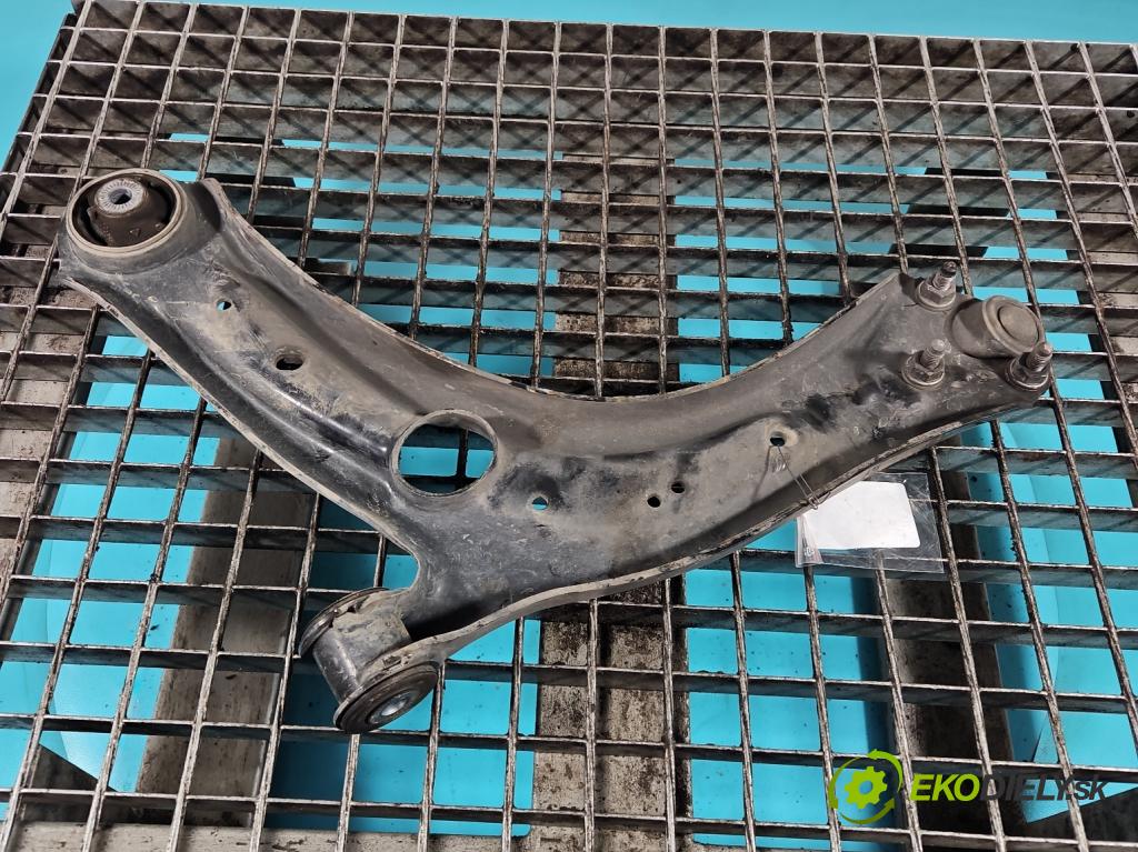 Skoda Superb III 2015-2024 2.0 tdi 150 hp automatic 110 kW 1968 cm3 5- přední pravý  (Klika dveří ostatní)