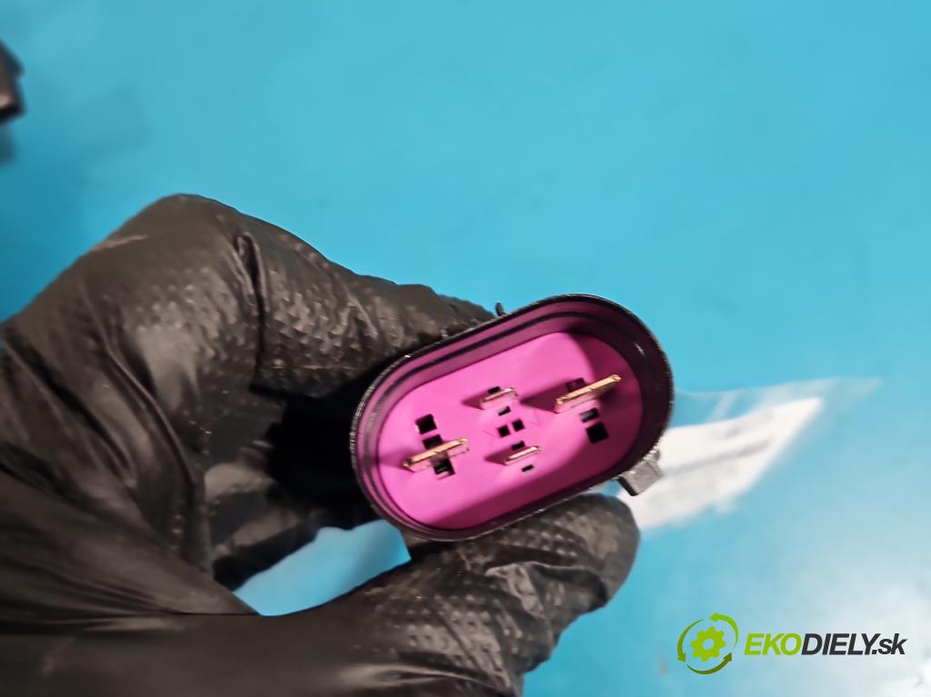 Skoda Superb III 2015-2024 2.0 tdi 150 HP automatic 110 kW 1968 cm3 5- Ventilátor chladiča 5WA121205D