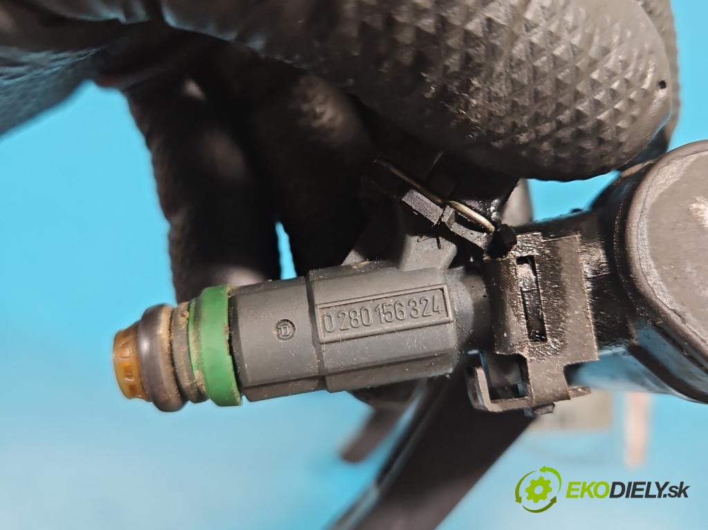 Peugeot 206 1.1 8V 60 hp manual 44 kW 1124 cm3 5- vstřikovač IPM002 (Vstřikovač paliva)