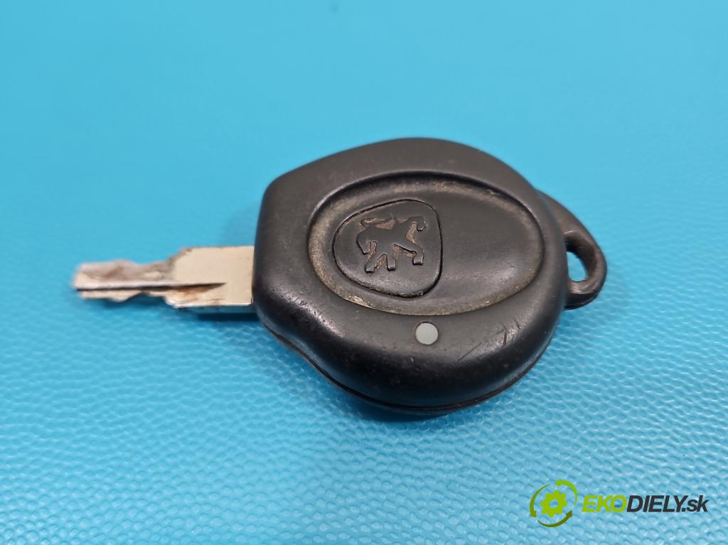 Peugeot 206 1.1 8V 60 HP manual 44 kW 1124 cm3 5- riadiaca jednotka motora IAW 1AP.83