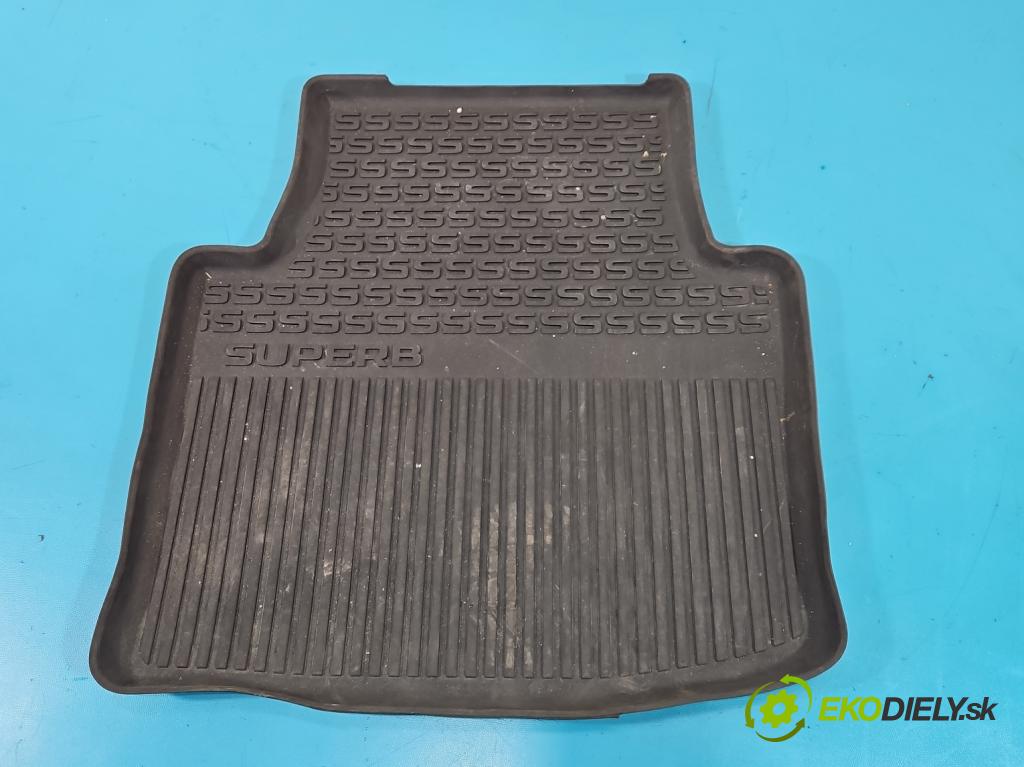 Skoda Superb III 2015-2024 2.0 tdi 150 HP automatic 110 kW 1968 cm3 5- Koberce: